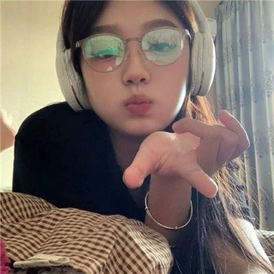 红白黑黄第一季